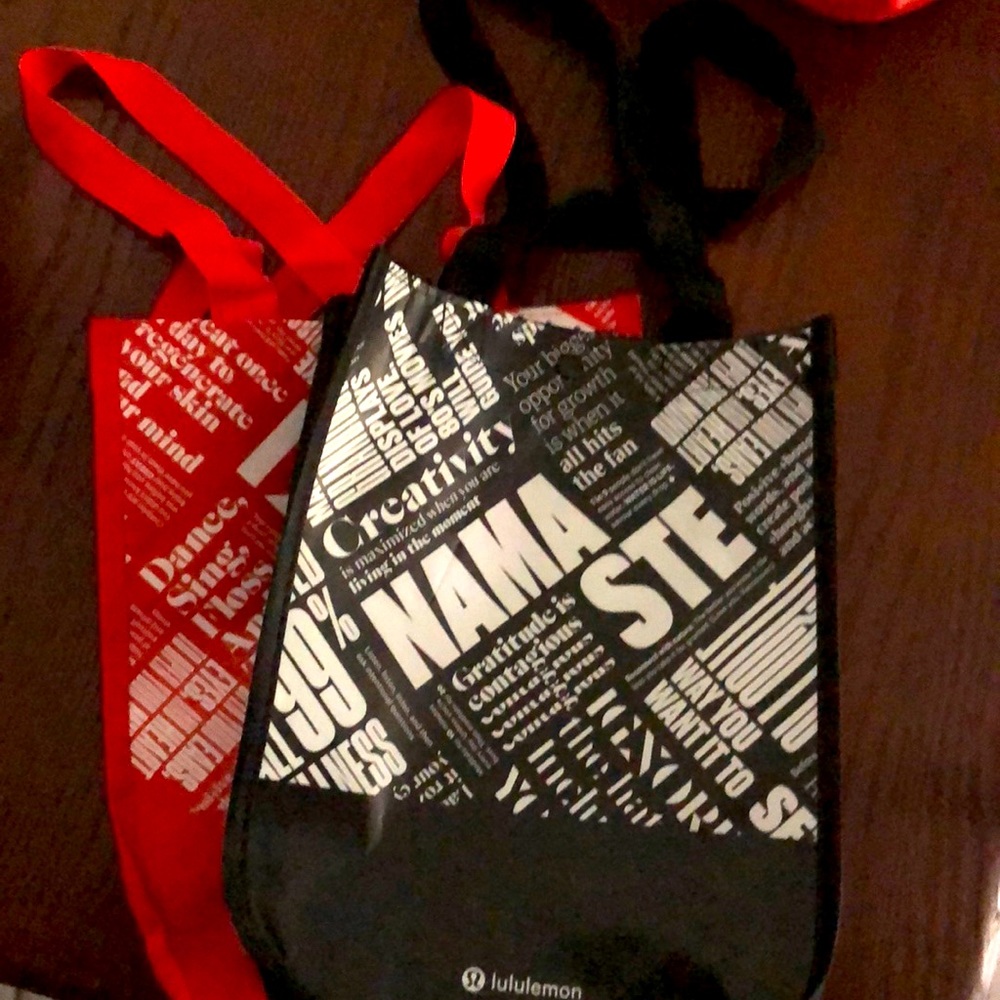 Lululemon bags
